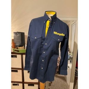 Blue/ yellow Wrangler button down top men’s size S